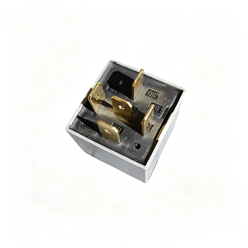OEM 81.25902.0460 24V Changeover Relay For Shacman Delong F3000 Sinotruk HOWO Heavy Truck